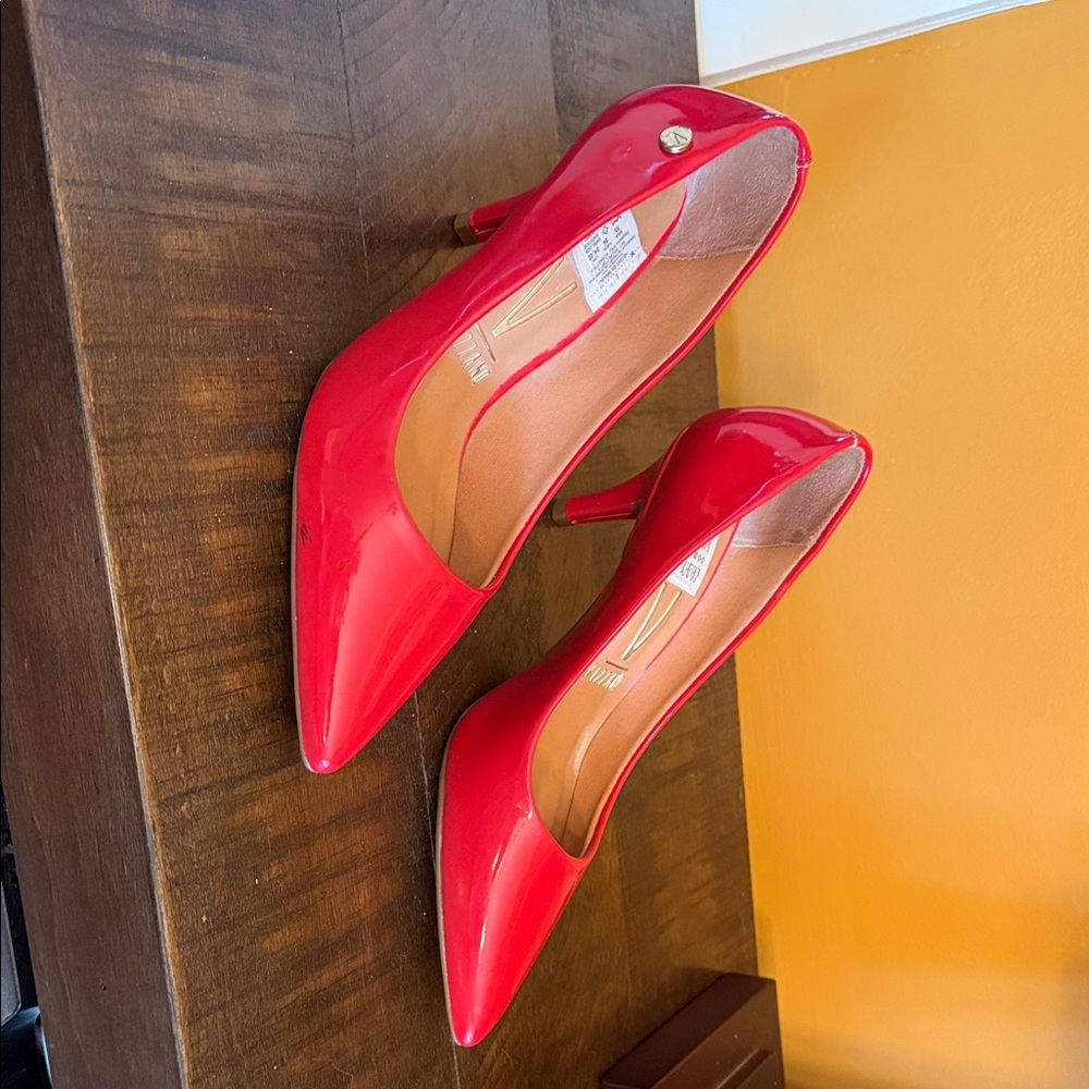 Elegant Vizzano Red Women's Heels size 6